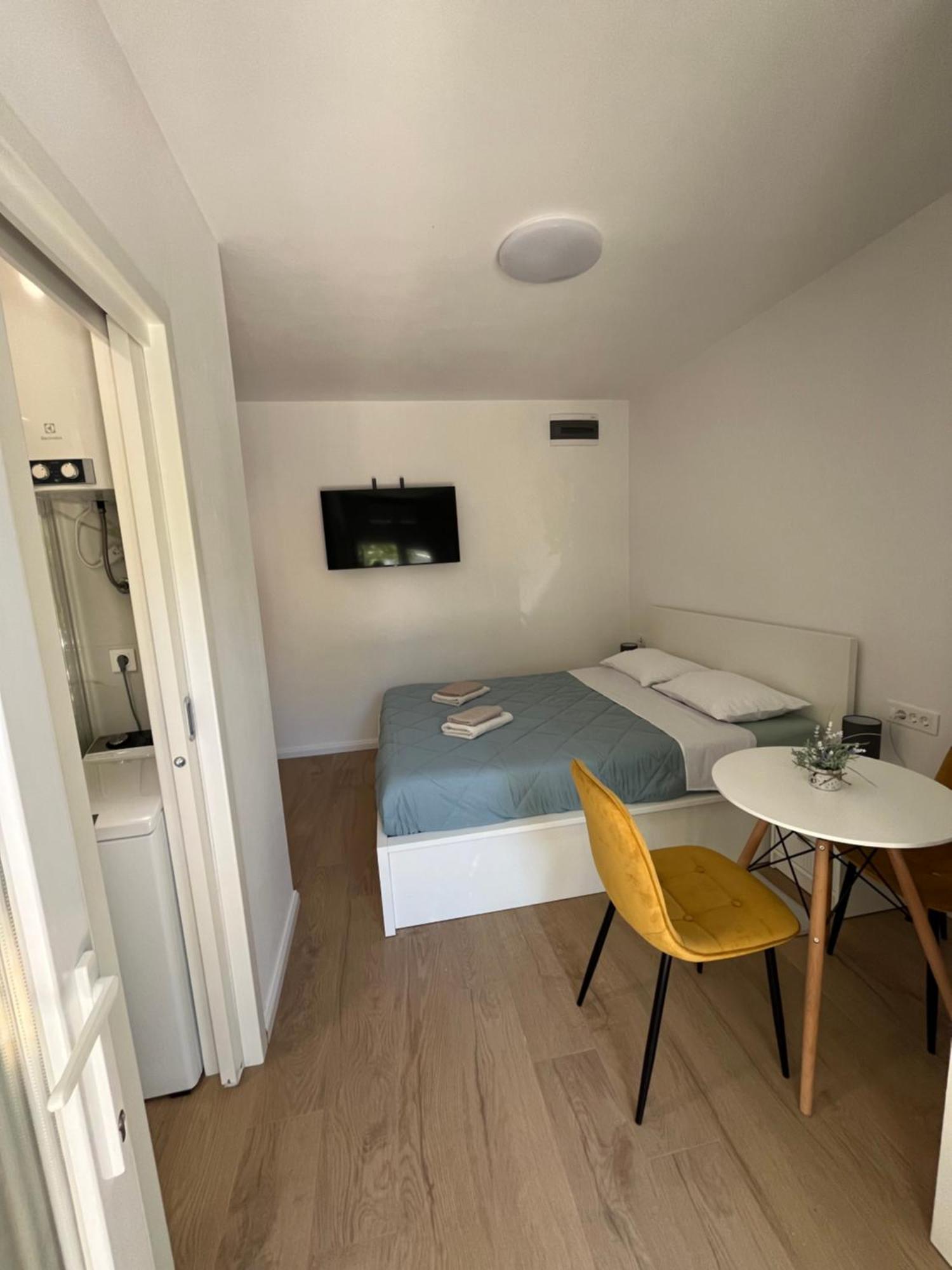 Ferienwohnung Green Oasis For Two, 30 Meters From Sea Zadar Exterior foto